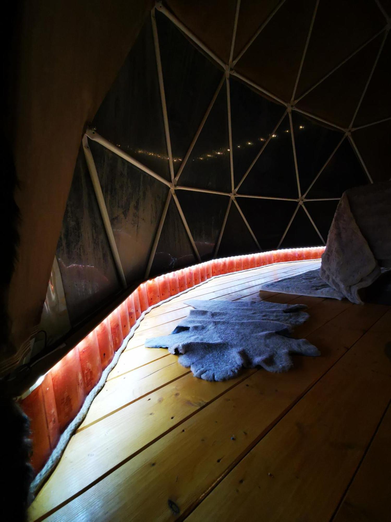 Glamping Zazen Hotel Drumu Carului Bagian luar foto