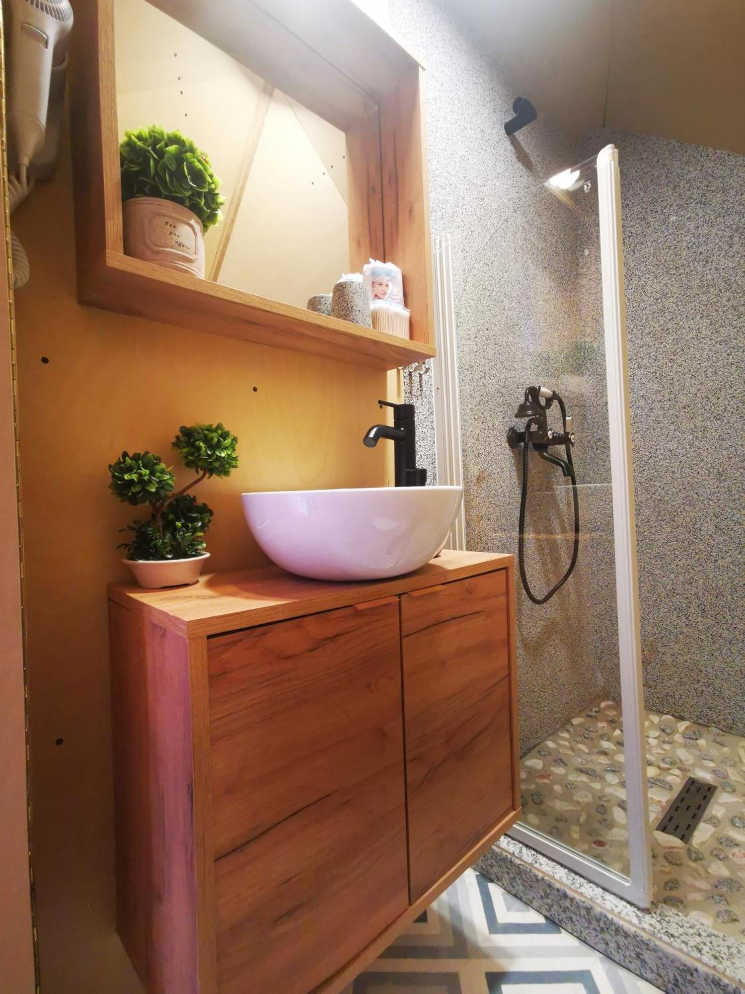 Glamping Zazen Hotel Drumu Carului Bagian luar foto